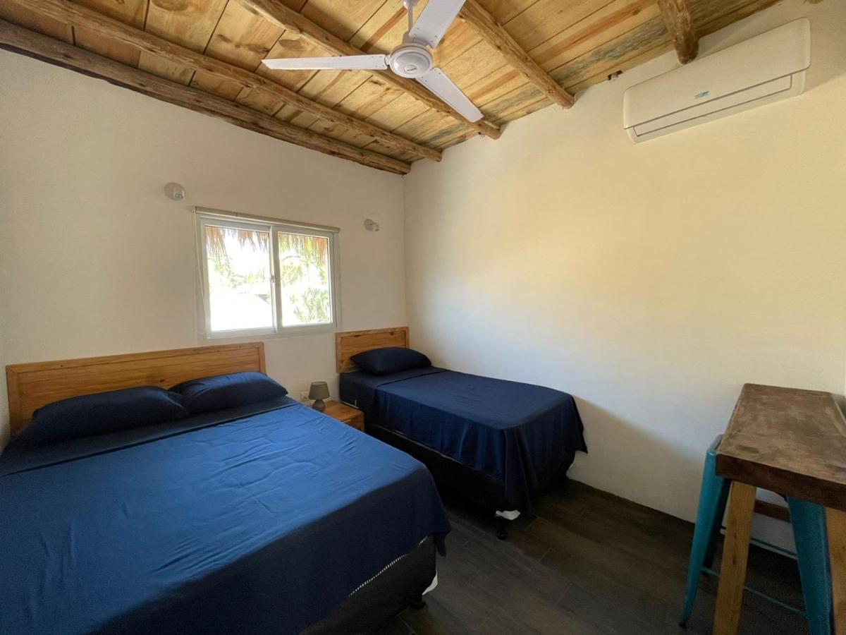 Black Sand Beachhouse Монтерико Екстериор снимка