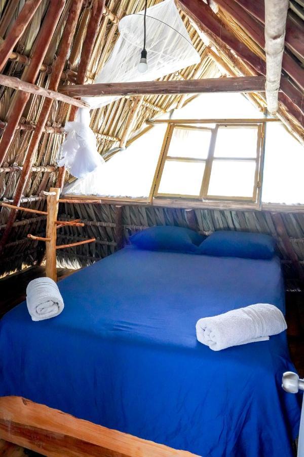 Black Sand Beachhouse Монтерико Екстериор снимка